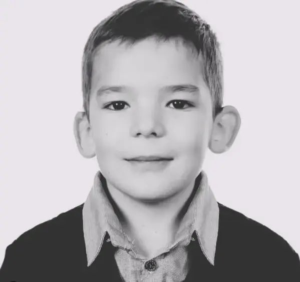 strategywoman's tweet photo. This is Maksym Symaniuk, a 10-year-old karate fighter.
He, his sister and mother were killed by a russian missile in their home in Kyiv yesterday. 
Maksym will be 10 forever.

People behind the numbers 💔. I want you to see them. https://t.co/nBVOLZ7DzE