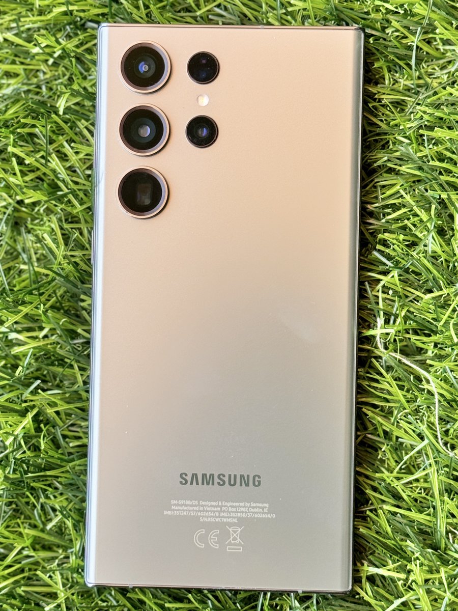 Unlimited tweet media