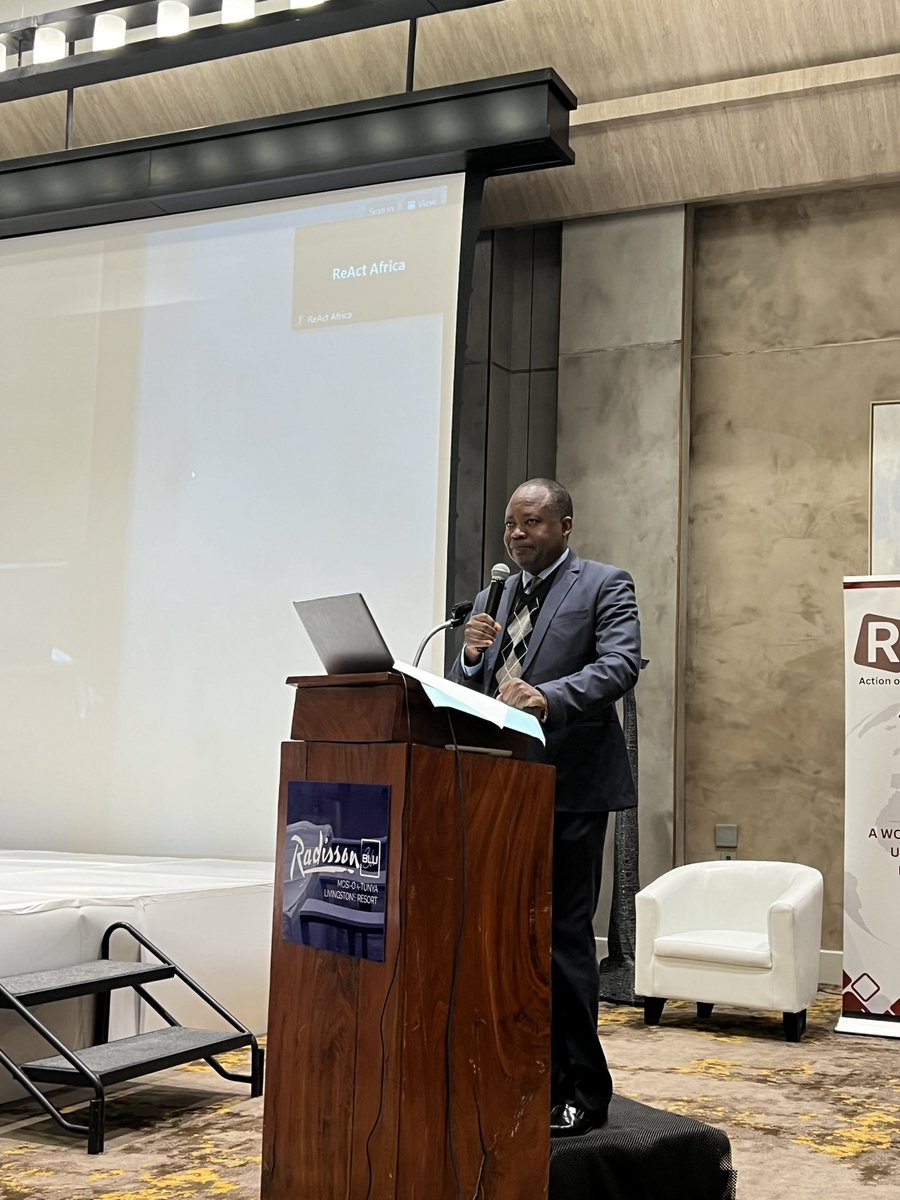 ReActAfrica_RAN's tweet photo. Remarks from Parliamentarian Honourable Dr Christopher Kalila. 

“Members of Parliament are uniquely positioned to create change when it comes to AMR.  Policymakers need to occupy space.” 

Presentation of the Report of the Seventh Meeting of the Global Leaders Group on AMR. 🫱🏾‍🫲🏽 https://t.co/VSev8mH1B1