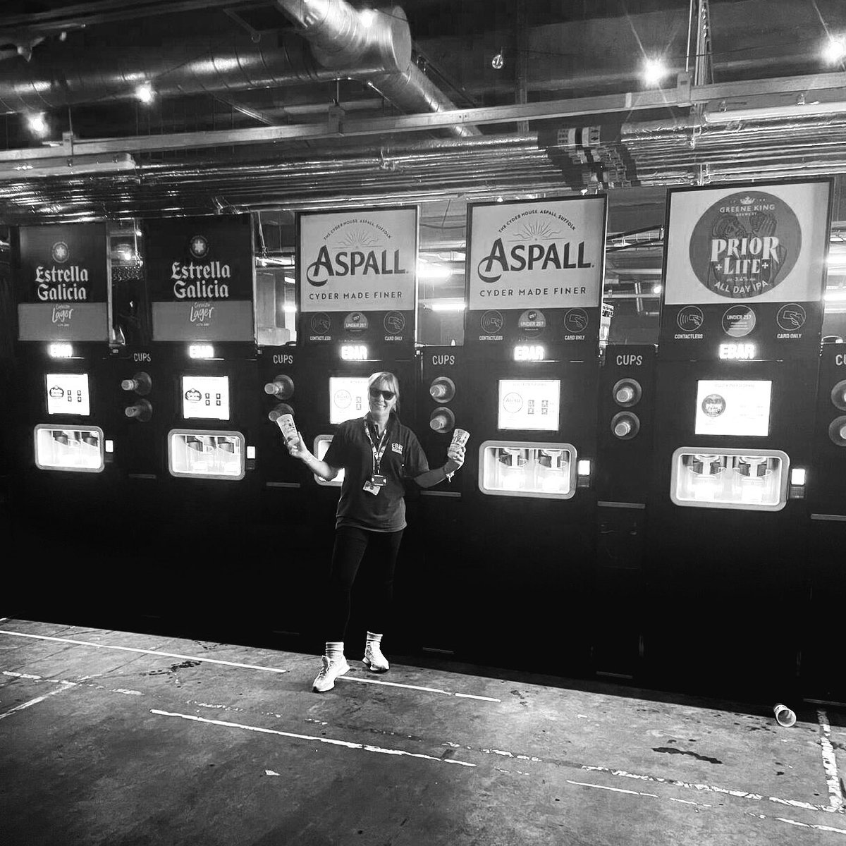 EBar (@ebar_uk) on Twitter photo Two great firsts for EBar at last night’s sell-out Kings of Leon gig; our first deployment to <a href="/nottinghamarena/">Motorpoint Arena Nottingham</a> and the EBar debut of ‘divinely fruity’ Prior Life IPA from <a href="/GreeneKingIPA/">Greene King Brewery</a>, poured quickly & perfectly with our patented pressure pour tech!
#TransformingBars #LoveEBar Two great firsts for EBar at last night’s sell-out Kings of Leon gig; our first deployment to <a href="/nottinghamarena/">Motorpoint Arena Nottingham</a> and the EBar debut of ‘divinely fruity’ Prior Life IPA from <a href="/GreeneKingIPA/">Greene King Brewery</a>, poured quickly & perfectly with our patented pressure pour tech!
#TransformingBars #LoveEBar