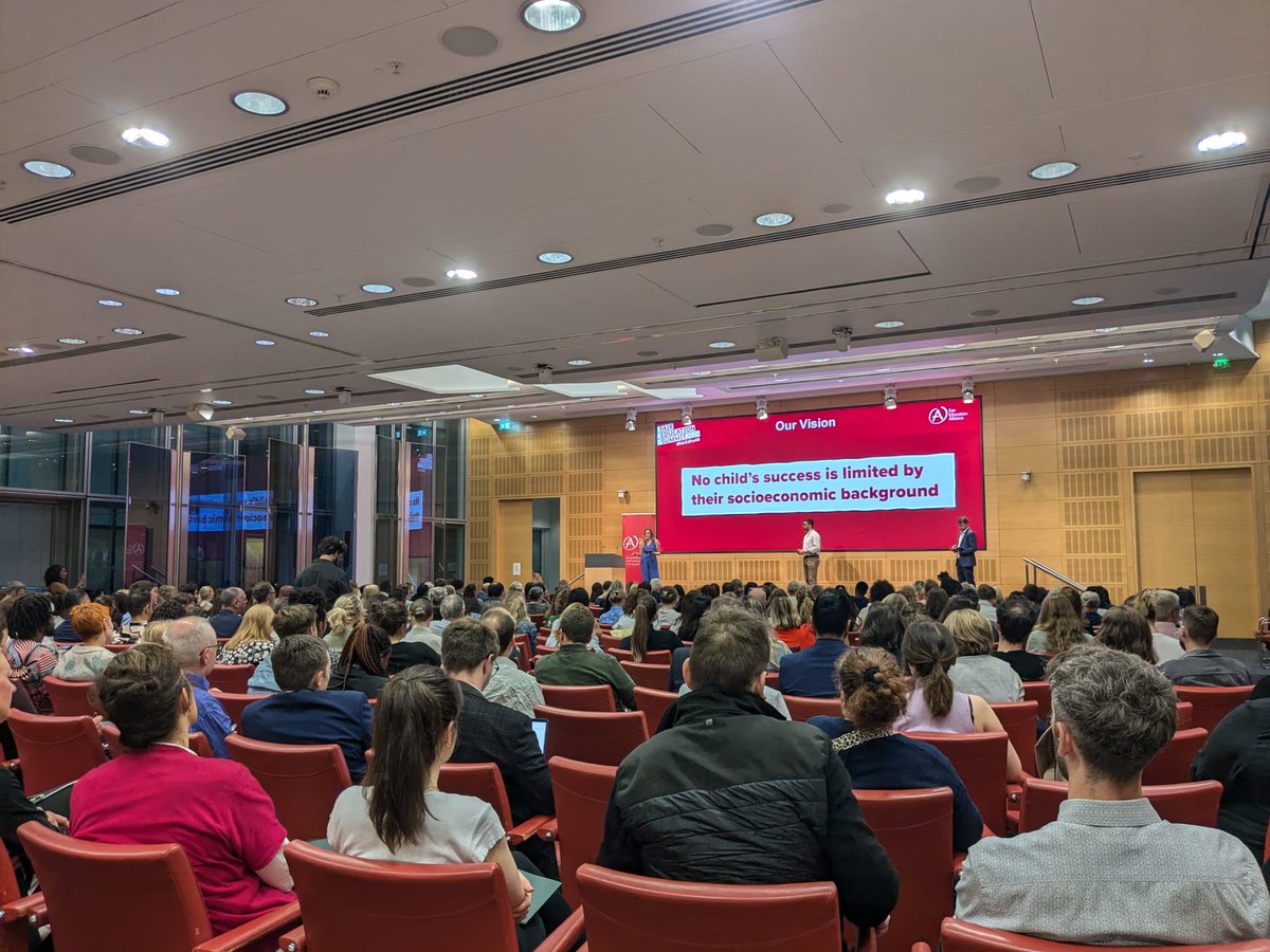 Janeen Hayat tweet media