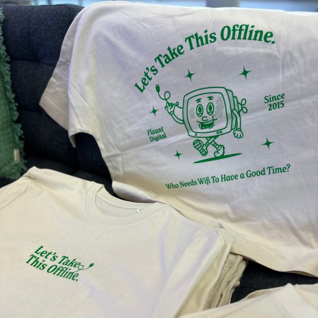 FlauntDigital's tweet photo. Feeling the summer vibes with our new flaunt shirts and totes 🌞 big thanks to George for the design and Banana Moon for providing the goods 💜 https://t.co/17sP5u4vPU