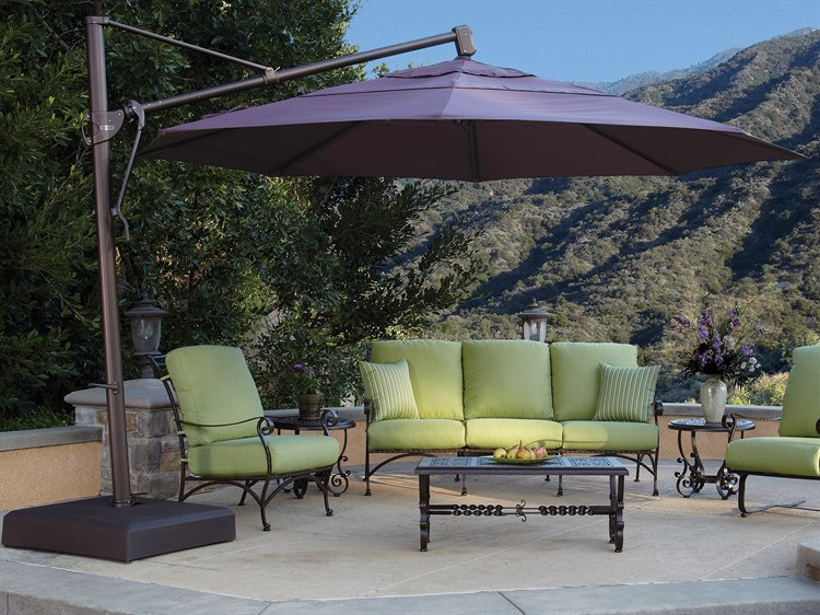 SupplySequoia's tweet image. We believe that outdoor life is better under your umbrella! These beautiful umbrellas of today are far superior to the umbrellas of old. Ambient LED lighting &amp;amp; more! Kick up your #OutdoorLiving game a notch and Experience the Ultimate in Outdoor Living Space® at #SequoiaOutBack.