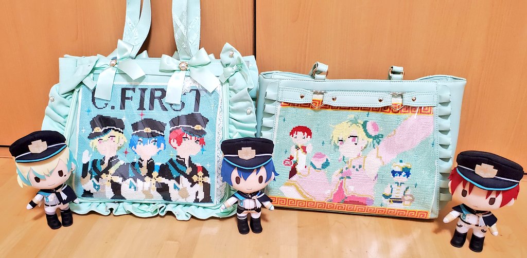 遂に……‼️ 来来美食C.FIRSTのクロスステッチ痛バが完成しました