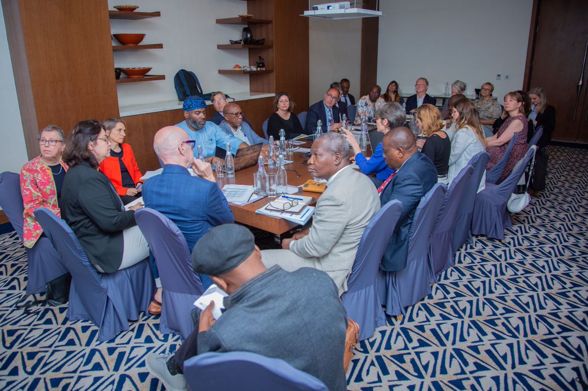 EUtoAU's tweet photo. Exciting news‼️
The Africa-Europe #Museum Partnership Initiative gathered in Addis Ababa.
This dynamic created by professionals set out to boost cultural exchange &amp; protect, promote and provide access to #CulturalHeritage and its relation to contemporary arts.
#AUEU #EUforCulture https://t.co/1QvrmY8oFe