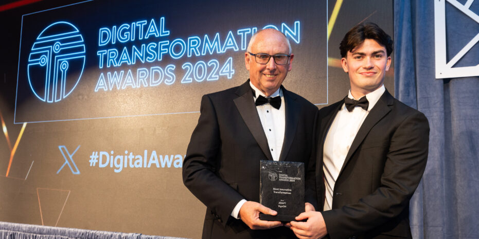 dcucomputing's tweet photo. SignON project, led by Prof. Andy Way (@tarfandy), wins Most Innovative Transformation award at Digital Transformation Awards 2024!🙌They developed a communication service using machine translation to bridge spoken &amp; sign languages.
Read more➡️ https://t.co/VovxlMTmlE https://t.co/B5vg4Eslo0