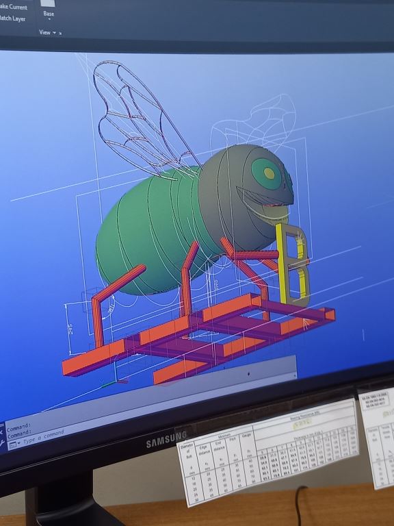 The Bees are off to Belfast!
Two massive 3 metre long 3D InstaPlant Bees that each weigh over 2 ton and stand at 2 metres tall, even taller with the wings attached, will be despatched this week.
The Bees named ‘Barry’ and ‘Buzz’ have been great characters here at Kernock Park.