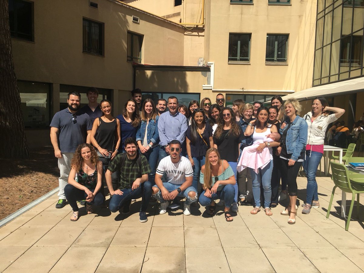 🔙 Final de curs del 1r i del 2n any del #Màster en Infermeria Quirúrgica, Anestèsia i Teràpia del Dolor (📸1 i 2) i del #Postgrau en Infermeria Quirúrgica (📸3) de l'#EUIT.

Enhorabona per la feina feta! Gaudiu de l'estiu! 👏😎☀️

#euit_terrassa #infermeria #formaciópostgraduada