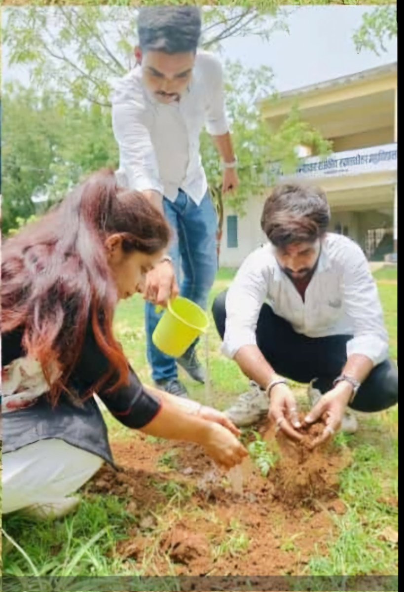 nssgcnbh's tweet photo. NSS Unit of Govt P.G. College,  Nimbahera took the initative under Plantation drive. #एक_पेड़_माँ_के_नाम 🌳अभियान के तहत वृक्षारोपण कार्यक्रम 🌲🎄🌱
@NssRajasthan
@_NSSIndia @bhagwan_prof @DrNeelam_Sethi https://t.co/n5YkmSxbG9