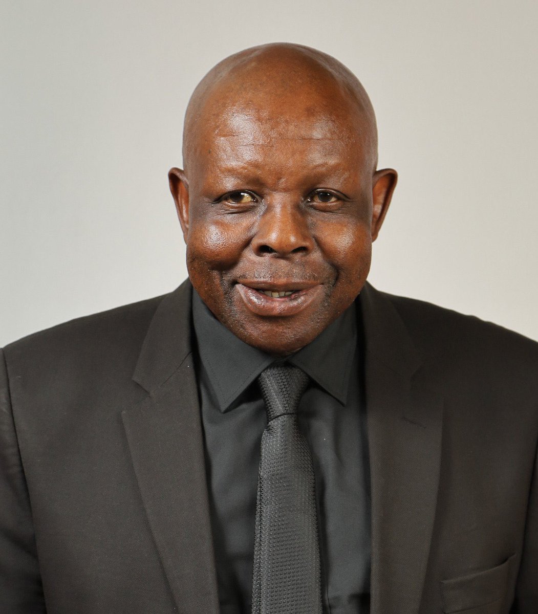 joy_zelda's tweet photo. Can We Show Appreciation to Dr Hlophe member of JSC 👌🙌 https://t.co/MXW02vPgp7