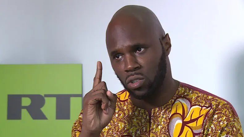 OpexNews's tweet photo. 👋 L'activiste franco-béninois Kémi Séba a perdu sa nationalité française !
➡️ https://t.co/IoE7sSfO2O https://t.co/cJaZ3iDOGH
