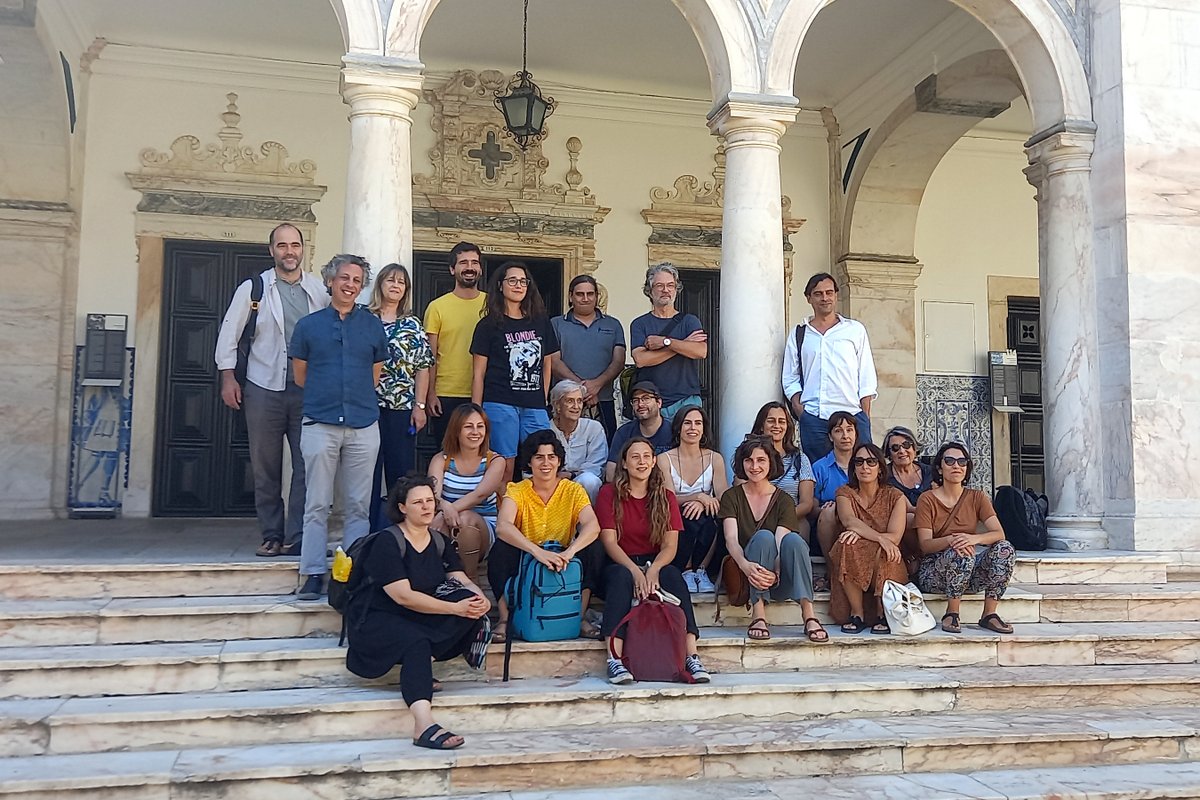 No passado fim-de-semana, os membros do Grupo de Investigação "Cultura — Poder, Mediações e Artes" do IHC estiveram reunidos/as na Universidade de Évora, em encontros de balanço e preparação para o desafiante ano lectivo que se aproxima. 💪