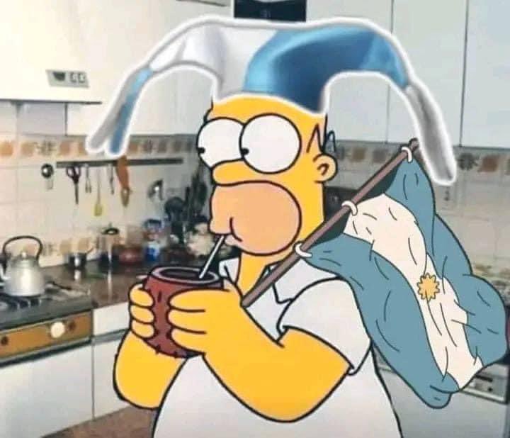 "Nadie puede estar despierto un Martes feriado tan temprano"

Yo: