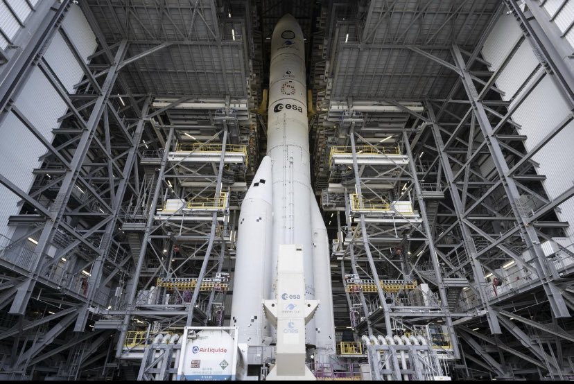 🚀 Hainbat atzerapenen ondoren gaur gauerako iragarri dute, azkenean, Ariane 6 koetearen lehen jaurtiketa 🤞 <a href="/Arianespace/">Arianespace</a> @ESA #hobeberanduinoizezbaino