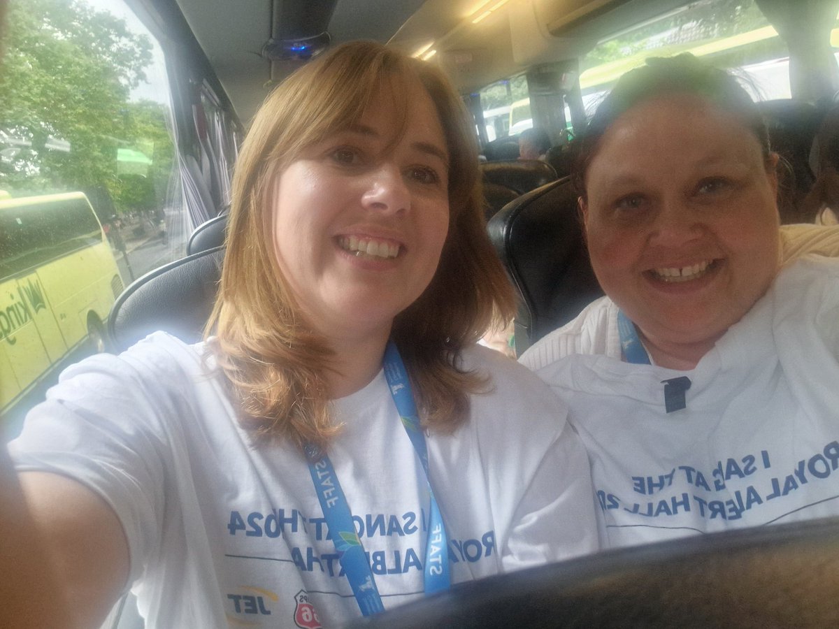 Stapleford CPS (@stapleford_cps) on Twitter photo On our way to the Royal Albert Hall with an excited Choir! #armonicaconsort On our way to the Royal Albert Hall with an excited Choir! #armonicaconsort