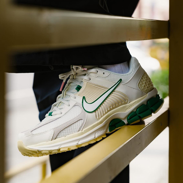 nike zoom vomero 5 a cold wall sail