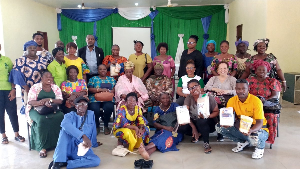 AfDB_Group's tweet image. In #SierraLeone, a $19.95 million grant for an initiative to provide business skills and financing for women and youth was approved by the #AfricanDevelopmentFund of the @AfDB_Group. 

This project aims to create 9,200 jobs! 

Learn more: bit.ly/3xEDFSD