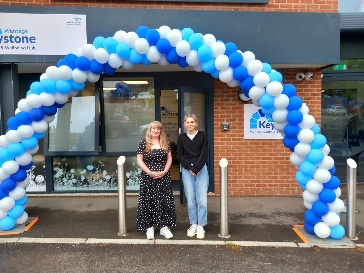 OxfordHealthNHS's tweet photo. What an amazing turn out to celebrate the opening of Keystone Wantage! It's great to see so many members if the public call in to find out about mental health needs. Look out for the Keystone sign. We're just down from Sainsbury's and our doors are open. #KeystoneOxfordshire https://t.co/anG5HHUoT6