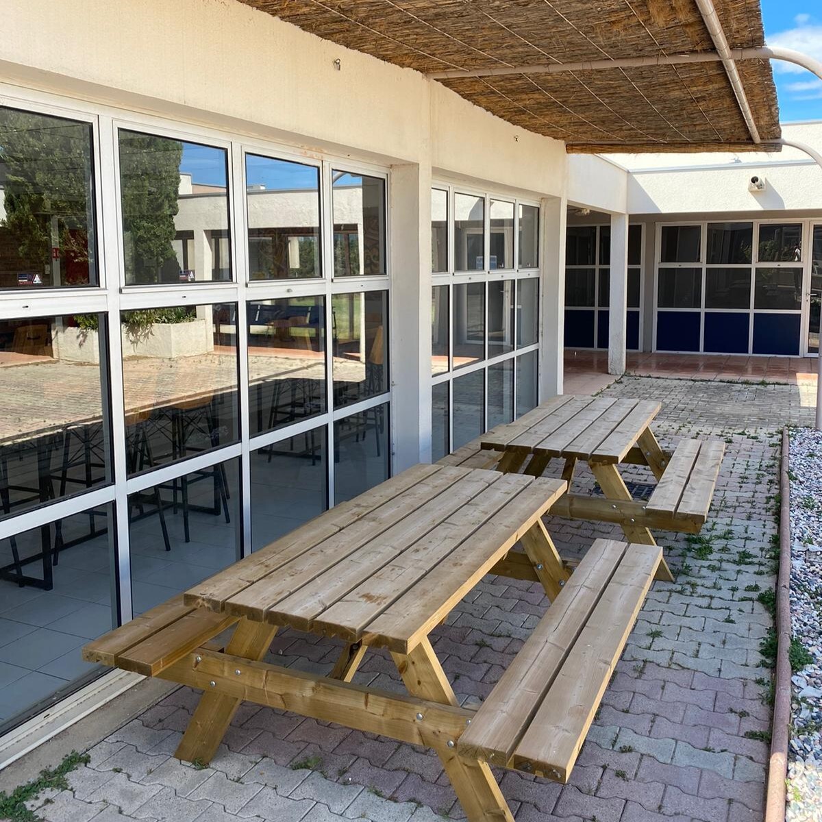 [#MardiConseil💡]
🌈 Vent de fraîcheur à l'Hôtel d'Entreprises ! 🚧 Ns locaux récemment rénovés offrent un environnement encore + accueillant &amp; moderne aux entrepreneurs 🚀 Vs cherchez un espace pr lancer ou dév votre activité ? Découvrez notre offre ! ℹ swll.to/qbLP2