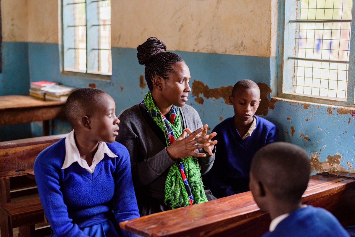 MalalaFund's tweet photo. Child marriage, gender-based violence &amp; pregnancy keep many girls from attending school in Tanzania. 

Learn how @HakiElimu is training communities across the country to support policy change that protects girls' access to education at https://t.co/hqlmRpu1Ec. https://t.co/BzSAihDXe3