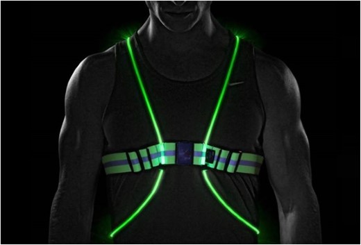 Tracer 360 : Courir le soir comme un super héro ! dlvr.it/T9N1Pt
