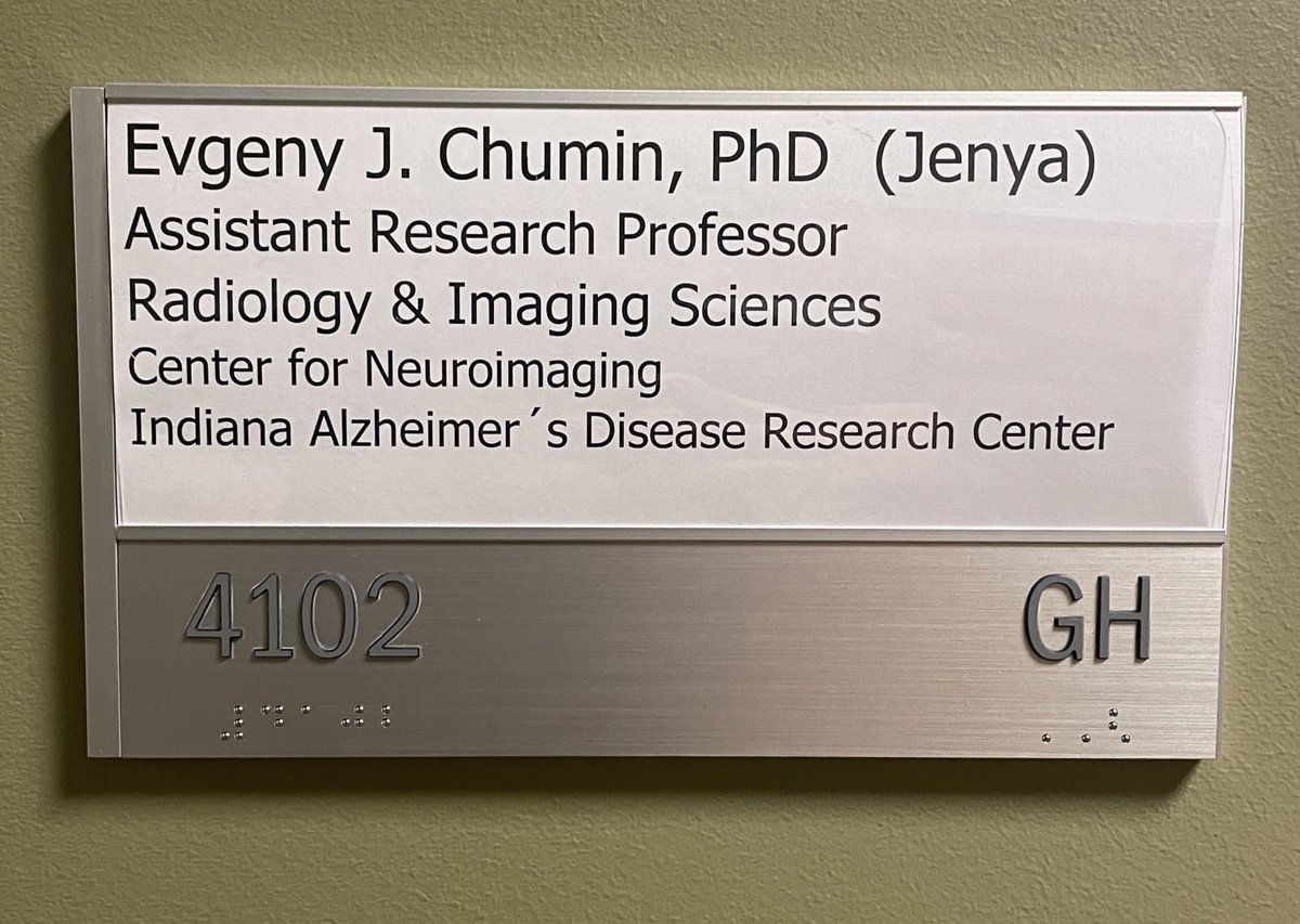 Jenya Chumin (@neurojenya) on Twitter photo Returning from OHBM to start the next chapter of my career at <a href="/IURadiology/">IU Radiology and Imaging Sciences</a>!!
A huge thanks to <a href="/spornslab/">Olaf Sporns</a>, <a href="/ASaykin/">Andrew Saykin</a>, and @richardfbetzel for their mentorship and guidance through my postdoc years!!!
Thank you <a href="/IUNetSci/">IUNI</a> and <a href="/IUPsychBrain/">IU Psychological and Brain Sciences</a>. Returning from OHBM to start the next chapter of my career at <a href="/IURadiology/">IU Radiology and Imaging Sciences</a>!!
A huge thanks to <a href="/spornslab/">Olaf Sporns</a>, <a href="/ASaykin/">Andrew Saykin</a>, and @richardfbetzel for their mentorship and guidance through my postdoc years!!!
Thank you <a href="/IUNetSci/">IUNI</a> and <a href="/IUPsychBrain/">IU Psychological and Brain Sciences</a>.