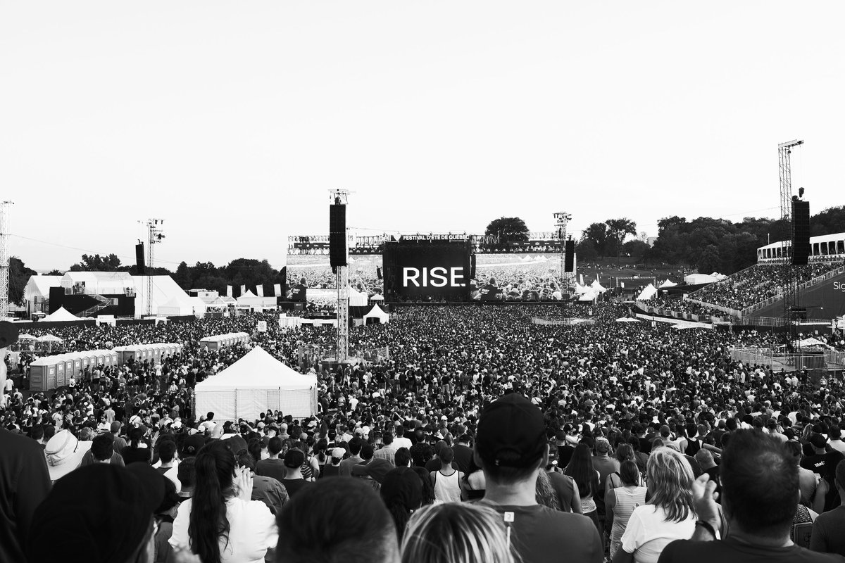 riseagainst's tweet image. Thank you for having us, Québec! | @festivaleteqc 

📷 @francescaludikar