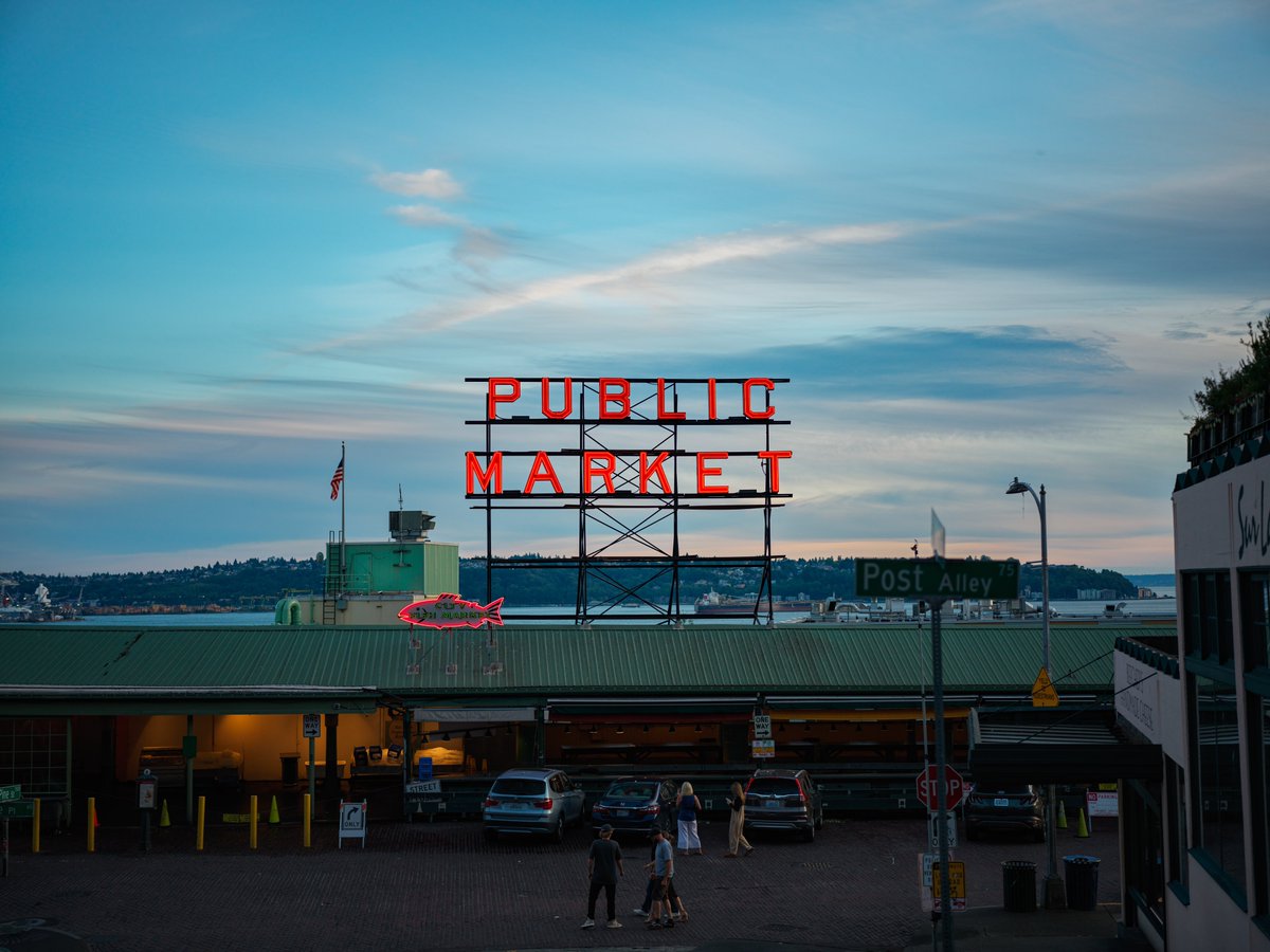 ManiNoroozi's tweet photo. Pike Place Market, Seattle, WA
#hasselblad #55mm #x2d #x2d100c #55v #Seattle #pikeplacemarket https://t.co/tNEPCYvXuK