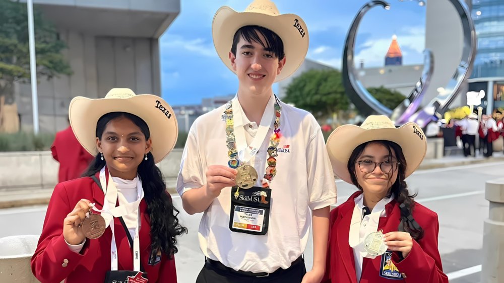 melissaisd's tweet photo. Melissa ISD Students Triumph at National SkillsUSA Championships with Two Students Named National Champions! https://t.co/61BJtlKYB9 https://t.co/YUdtyu8Q5j