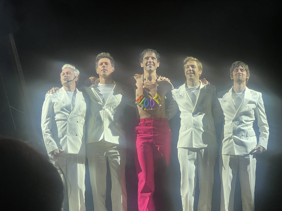 gillih's tweet photo. @mikasounds you were magnificent and definitely king of the @WarwickCastle on Sunday. Thank you for your energy and joy! https://t.co/V4jn9tkIEM