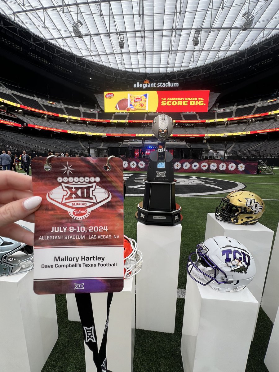 malloryhartley's tweet photo. This is cool. 

@DCTF | #Big12MediaDays https://t.co/JWlM32OUuY