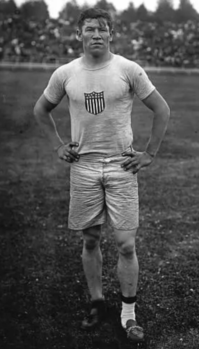 Delvan Irwin tweet media