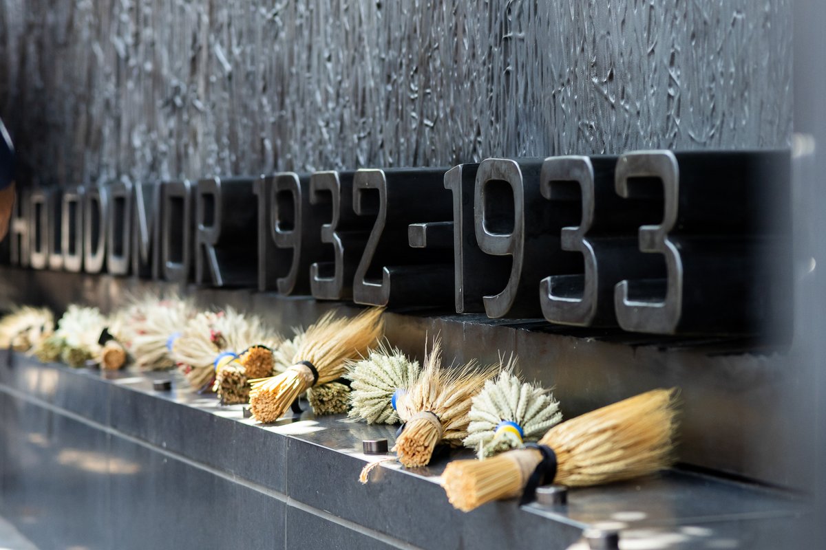 Volodymyr Zelenskyy / Володимир Зеленський tweet media