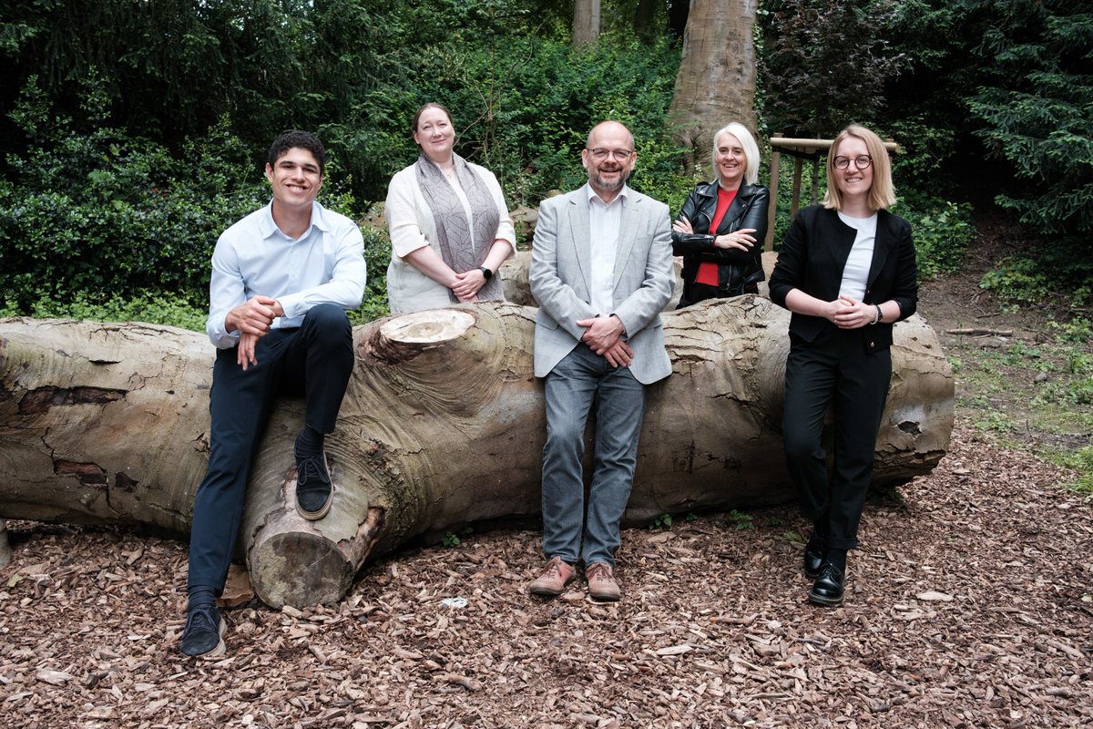 European State Forests (@eustafor) on Twitter photo 📢<a href="/EUSTAFOR/">European State Forests</a> is looking for a new Policy & Communications Officer to strengthen our team! Do you have a forestry background, are you interested in EU policy and a strong communicator? Check out our job description and join our organisation in Brussels!🇧🇪
👉tinyurl.com/4ed6x2k7 📢<a href="/EUSTAFOR/">European State Forests</a> is looking for a new Policy & Communications Officer to strengthen our team! Do you have a forestry background, are you interested in EU policy and a strong communicator? Check out our job description and join our organisation in Brussels!🇧🇪
👉tinyurl.com/4ed6x2k7