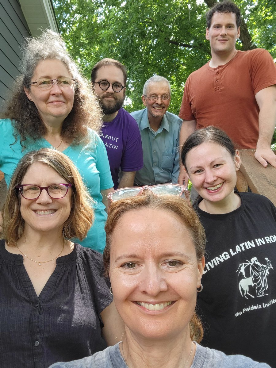 Biduum Latinum Nostrum heri nudiustertiusque Minnesotae celebrabatur. Inter alia ludis latinis fructi sumus, Horatium, Varios Mediaeveles Auctores et Rituale de Exorcismo Romanum legimus et latine sumus locuti.