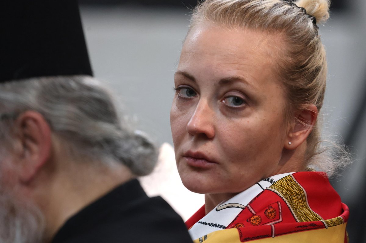 #NEWS - #Russia, mandato di arresto per Yulia #Navalnaya

La moglie di #Navalny condannata in contumacia a due mesi per estremismo
La corte ha chiarito che è stata inserita nella lista internazionale dei ricercati perché "si è nascosta dalle autorità investigative"

#9luglio