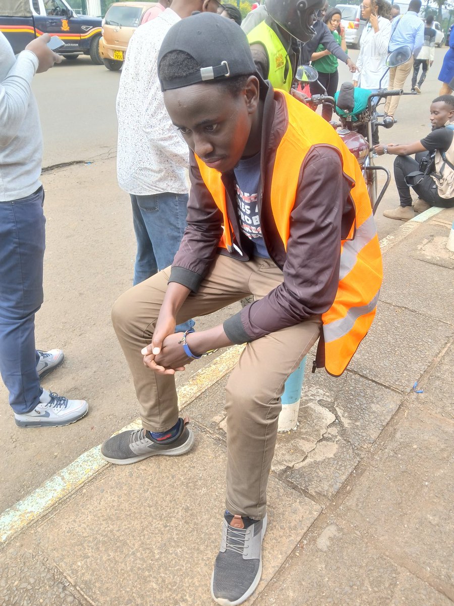 Weeeeeeeh!!!

We shall not leave until we receive our posting letters.
#OccupyMOH