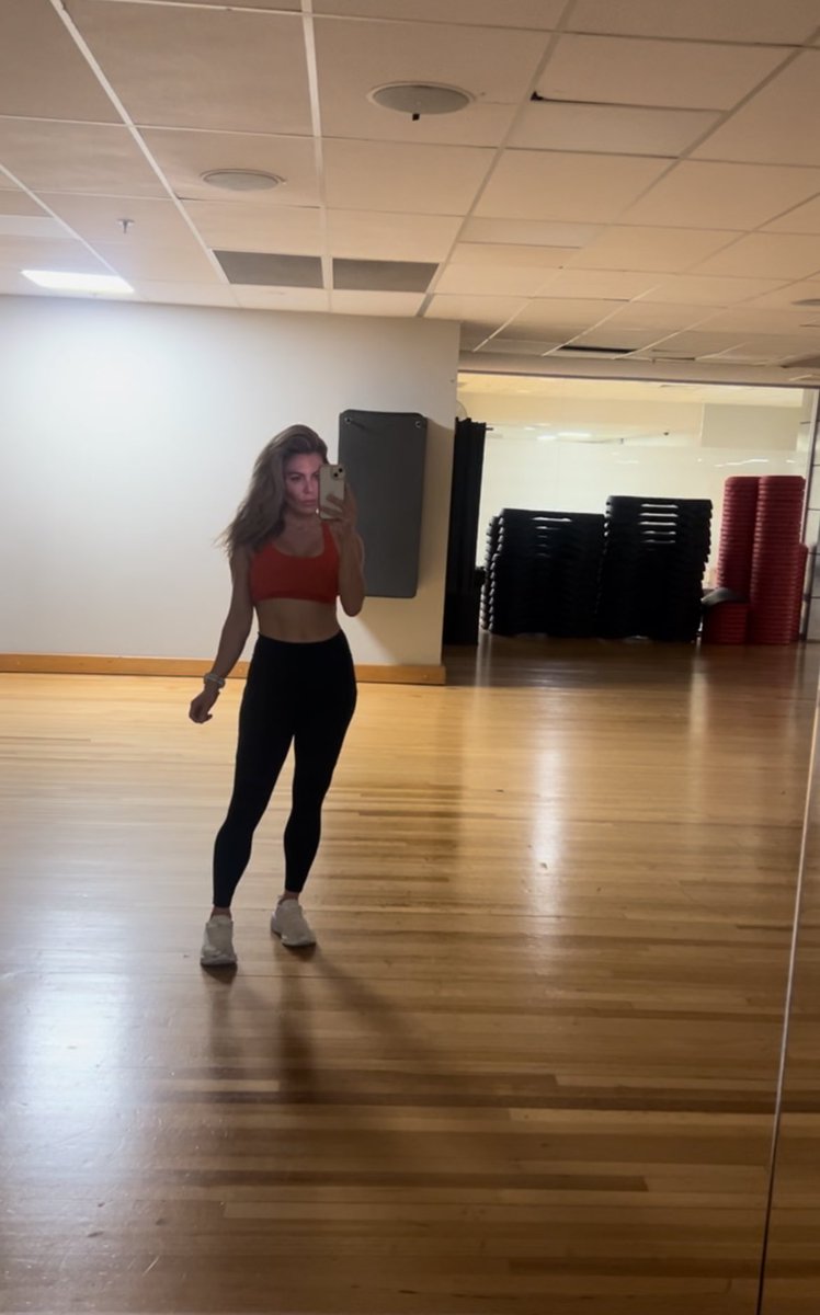 Jessica Amir tweet media