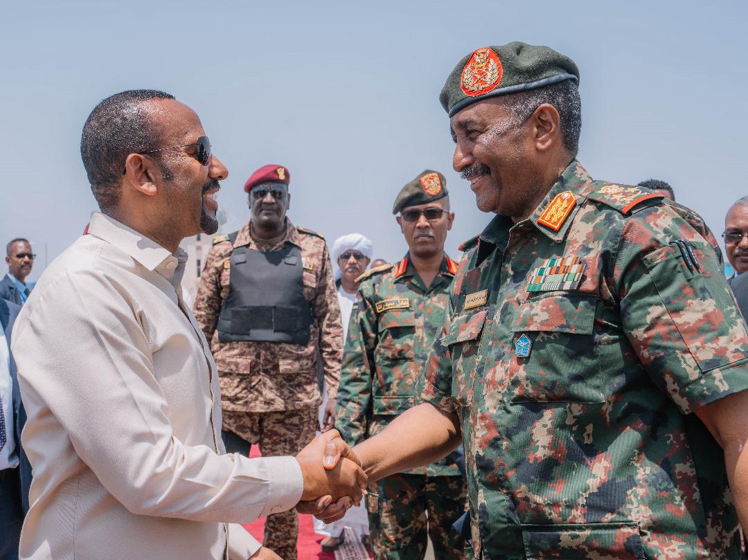 AbiyAhmedAli's tweet photo. Since the challenges faced by the people of Sudan are also our challenges, and their peace is our peace, we are committed to working towards the relief and prosperity of the Sudanese people. https://t.co/kfCh6HWsdG