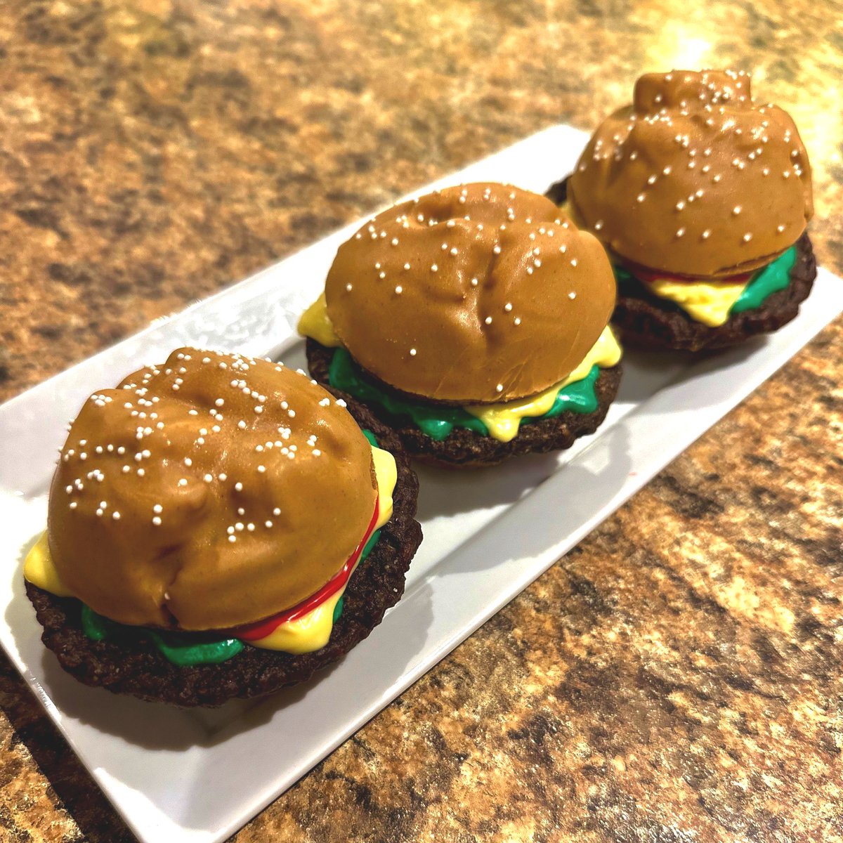 HappyHowiesInc's tweet photo. These look pawsome!
***
#repost Who's Grillin' this weekend? We've got the perfect treat for your pup! Our Hamburger Pupcake Sliders are just what your fur ball is looking for #fourmuddypaws #hamburgerslider #dogtreat #freshbaked #happysummer #grillinseason ( #π· @fourmuddypaws ) https://t.co/pJoFH1Q3YH