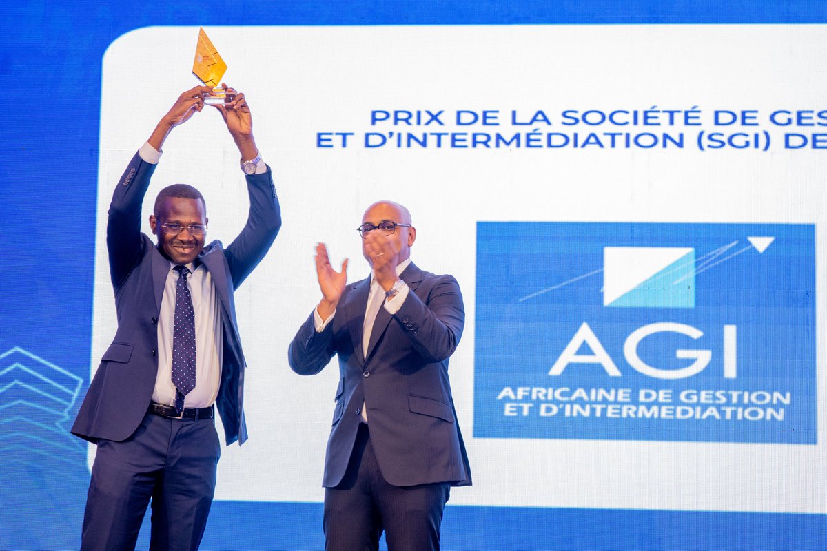 LadiliC's tweet photo. Du 6 au 7 juin 2024, nous avons eu l’honneur d'orchestrer la 5ème édition des #BRVMAwards. Cet événement, qui s'est étendu sur 2 jours, a été marqué par des panels intenses, des tables rondes avec des experts de renom, ainsi que par sa prestigieuse cérémonie de remise de prix.1/5 https://t.co/Pxjn1prFHN