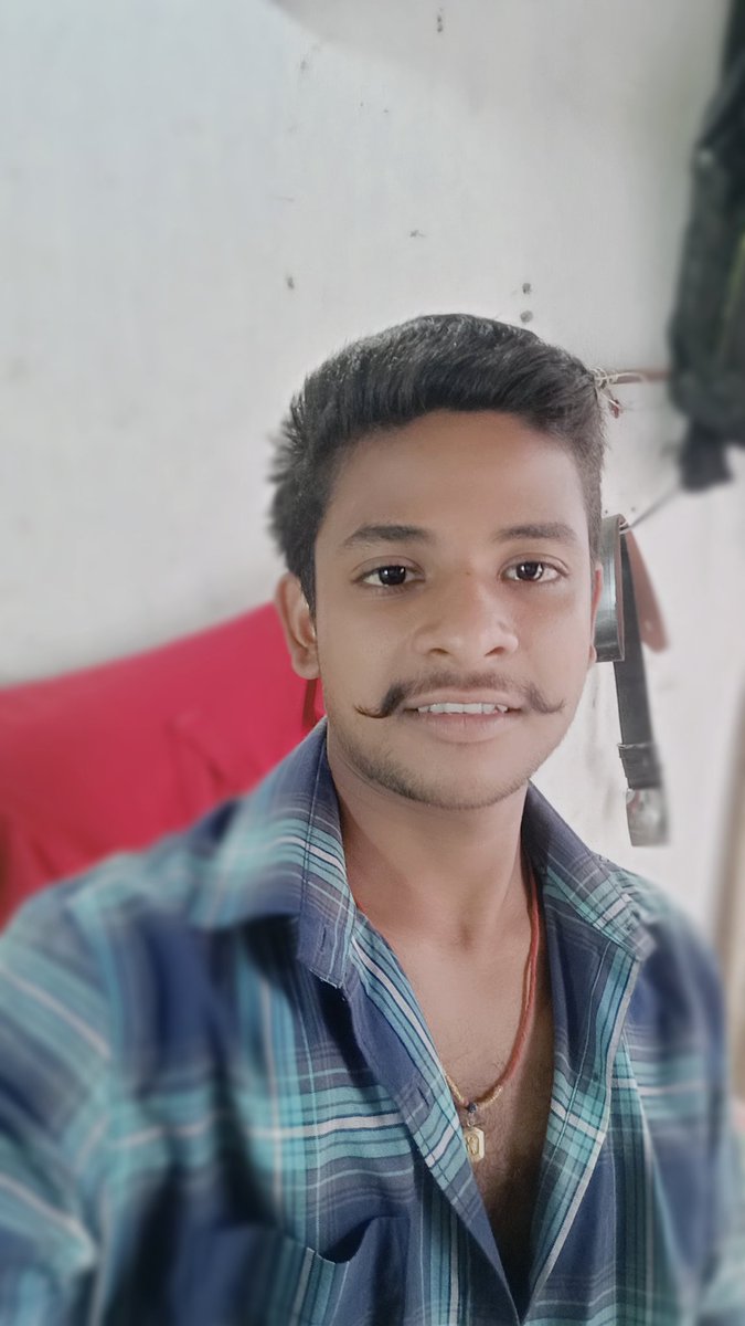 VipTiwari1's tweet photo. याद रहे- प्रेम, सम्मान  और सुख पहले दिया जाता है, फिर लिया जाता है! https://t.co/JbBOLVxt6j