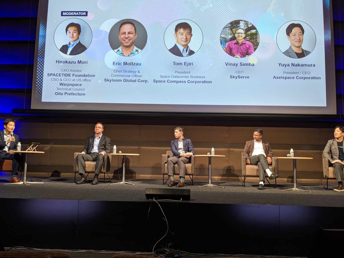 foresth915's tweet photo. Great panel about data relay and processing in space with Axelspace, Skyloom, Skyserve and Space Compass!
自分のモデレーターしたセッションも無事終わり、若田さんと山崎直子さんの対談も面白かった!若田さんが弊社と言ってるのも新鮮でした^_^
#spacetide #spacetide2024 #oisl #opticalcommunication #edgecomputing