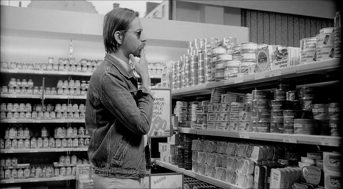 elrau007's tweet photo. 📽 1555 | Calamari Union (1985) 
-
🎬 Aki Kaurismäki
-
#ElCineQueHeVisto✔️
#CalamariUnion #AkiKaurismäki https://t.co/3qhuRyMvdE