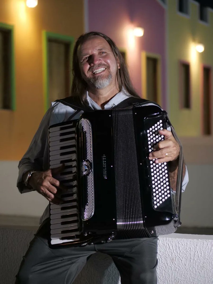 Na mesma sessão, o Consuni da Uern aprovou o nome de Dorgival Dantas como Doutor Honoris Causa da universidade.