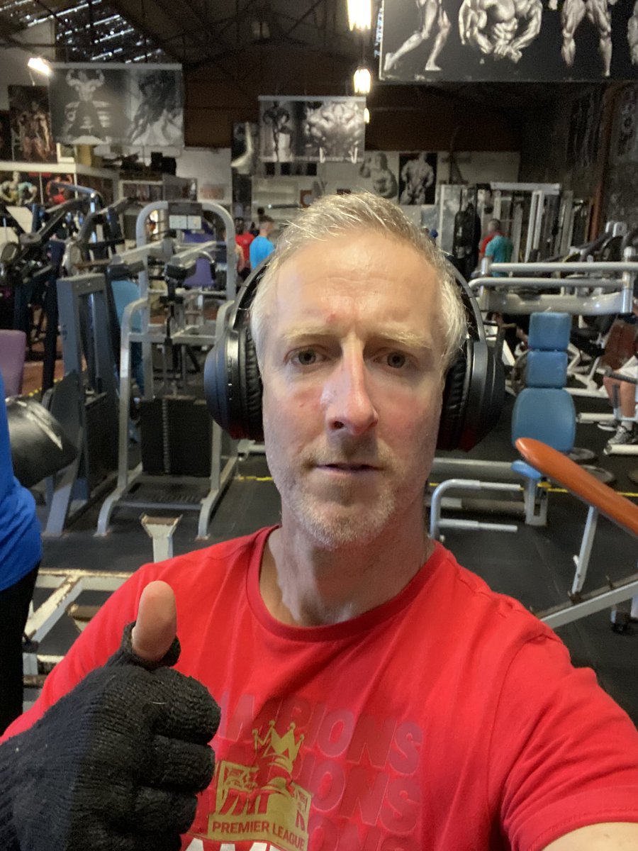 davesheahan1's tweet photo. That’s another #workout done✅
Feeling great, enjoying new challenge and seeing the gains💪
2004 #bodyforlife champion body I’m coming for 👍👊
#bodybuilding #veganbodybuilding #poweredbyplants #plantpowered #successmindset #achieveyourgoals https://t.co/gLrBOkjMEd