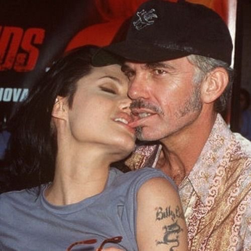 churchofysl's tweet photo. this is exactly how i intend to move through my 20s, 30s and 40s https://t.co/8ZXjKwkPxr