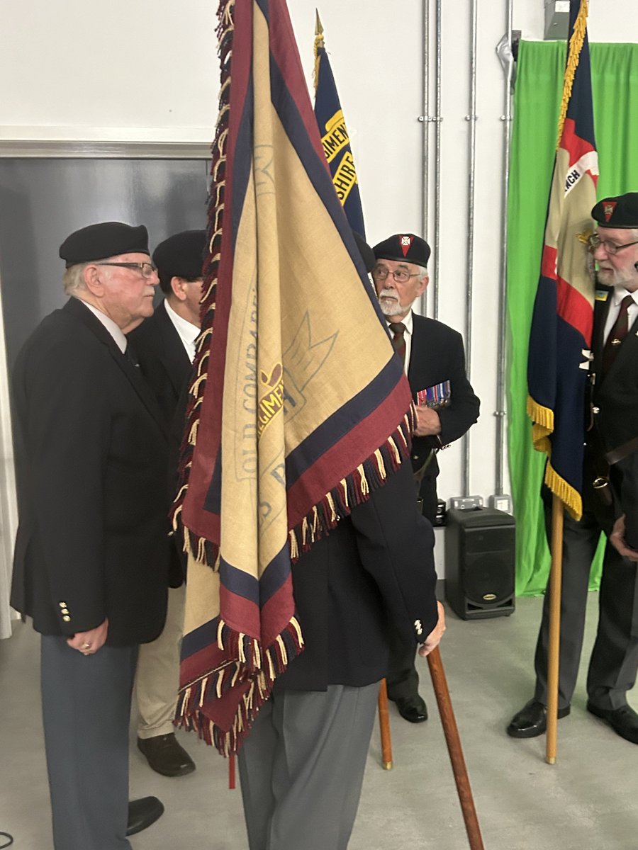 Crafty_General's tweet photo. The launch of ‘Melksham’s War’ at The Oak #Melksham. Local history is so
important and serves the community too. @MelkshamRemem Old Comrades https://t.co/iwm3Iof7OO