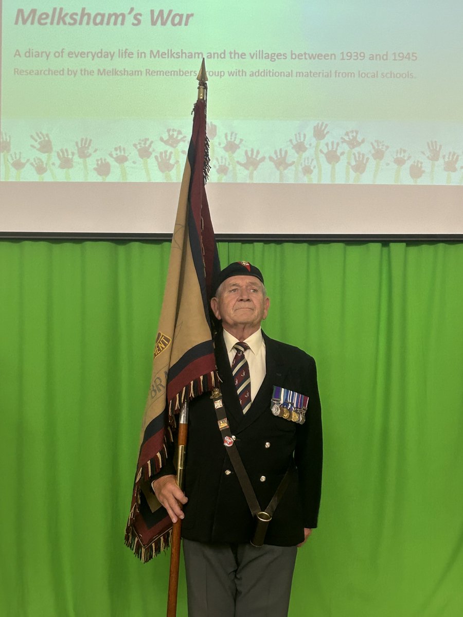 Crafty_General's tweet photo. The launch of ‘Melksham’s War’ at The Oak #Melksham. Local history is so
important and serves the community too. @MelkshamRemem Old Comrades https://t.co/iwm3Iof7OO