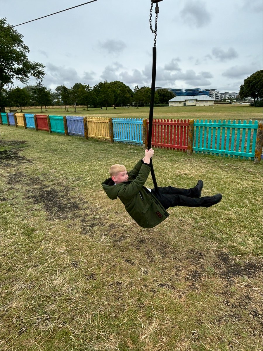 Some of our Y6's have been enjoying some time back at school this week with an outing yesterday to Hamworthy Park and then the Bayside Mini Olympics this morning!
Well done to China in 1st place, Jamaica in 2nd place and Egypt in 3rd place !